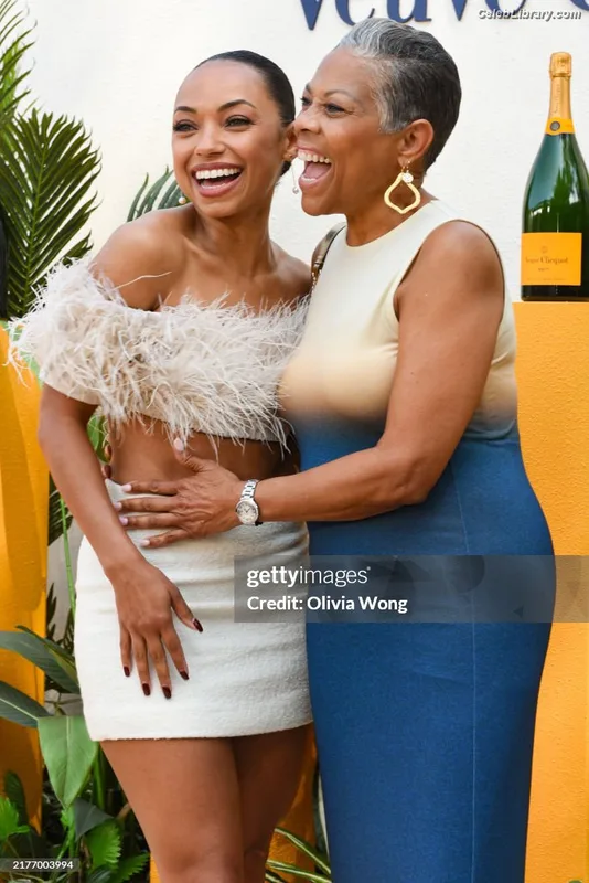 Logan Browning photo 17 of 80