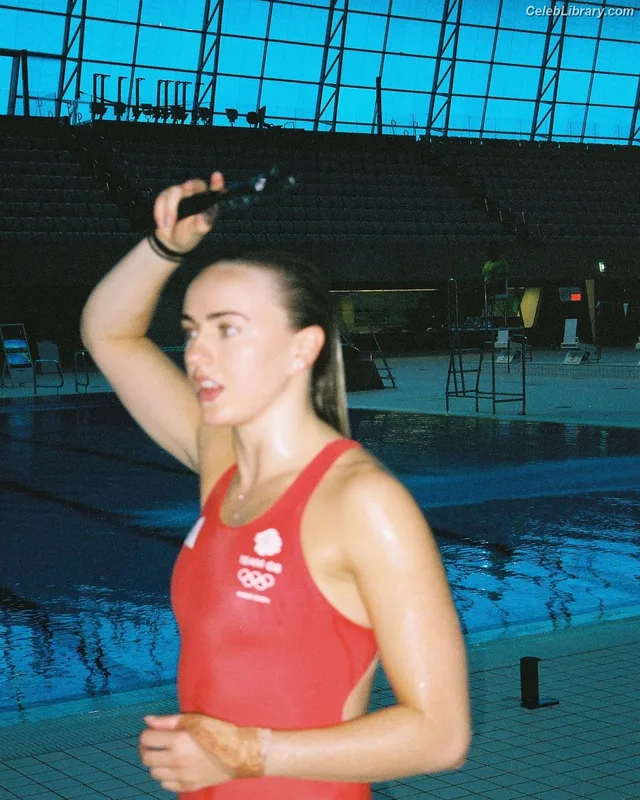 Lois Toulson photo 4 of 59