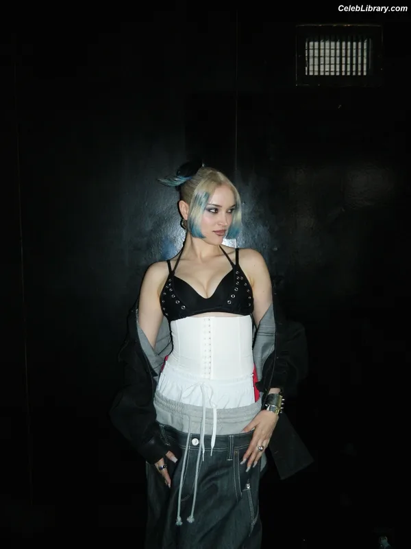 Lolo Zouai photo 5 of 74
