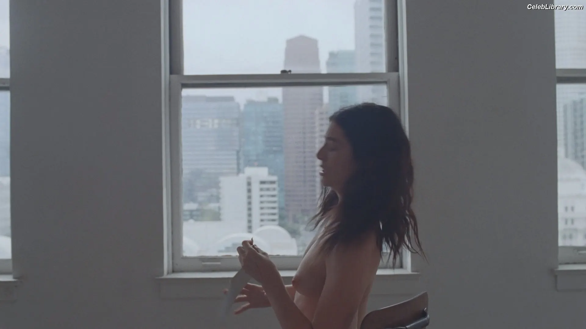 Lorde photo 1 of 543