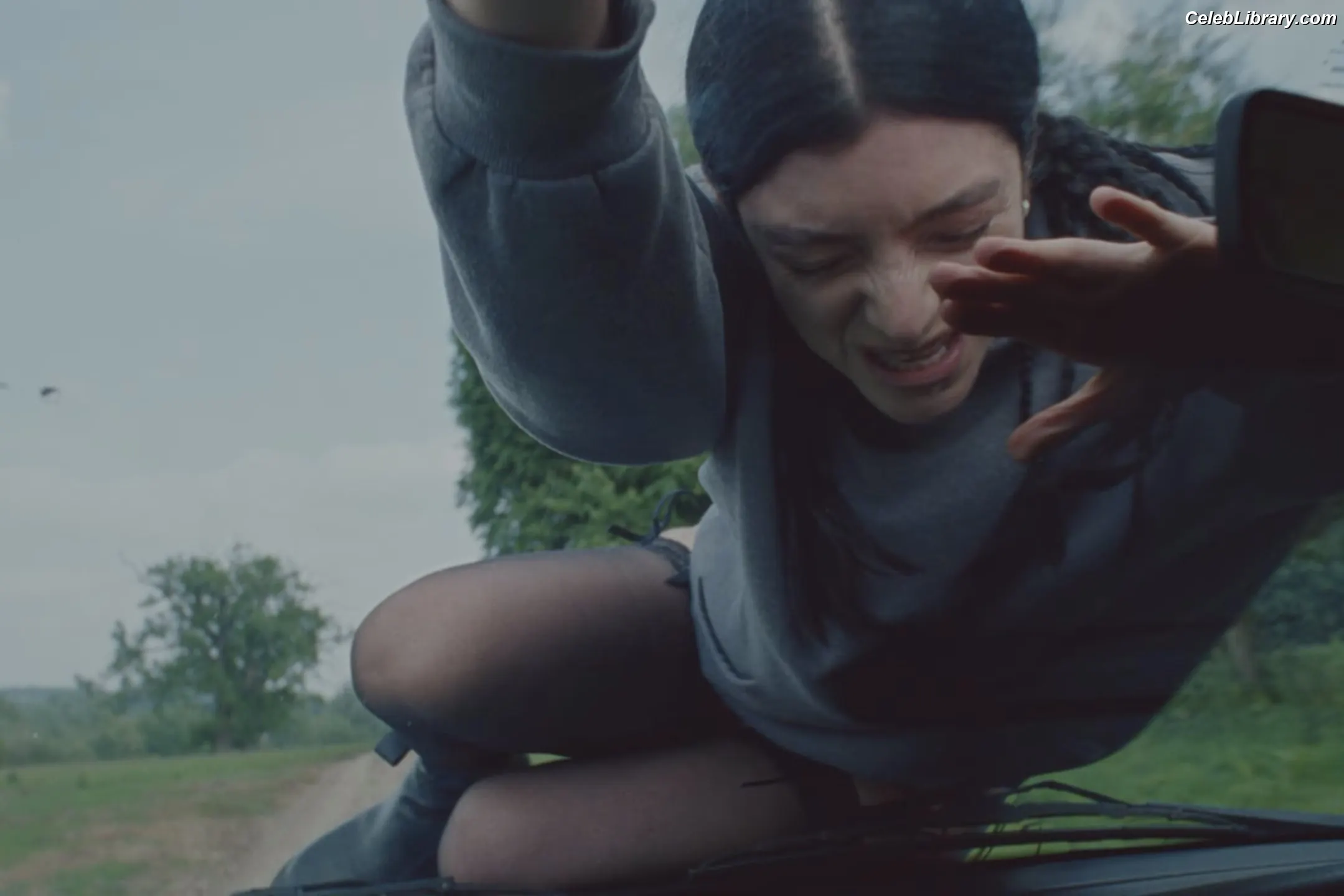 Lorde photo 8 of 543
