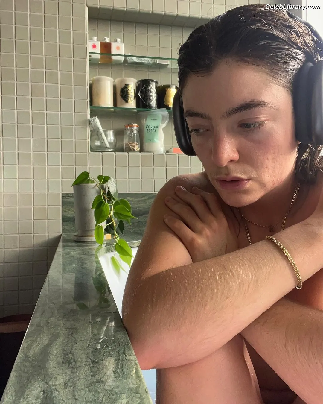 Lorde photo 12 of 543