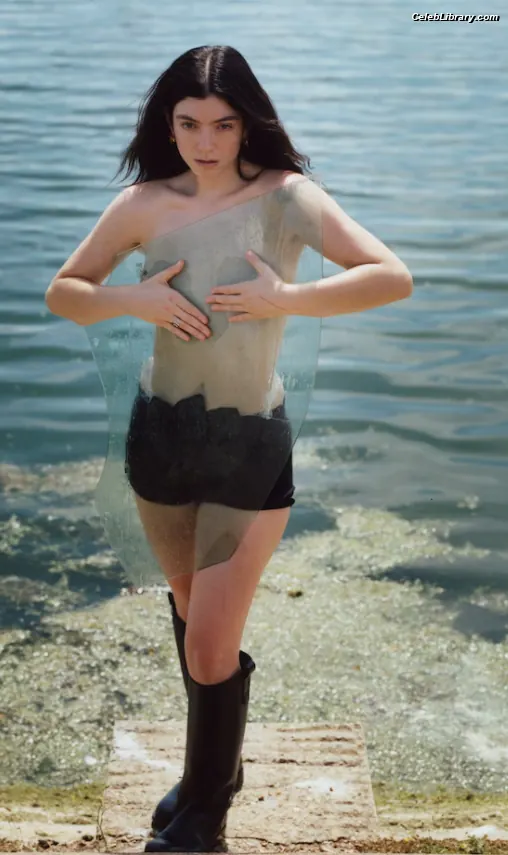 Lorde photo 22 of 543