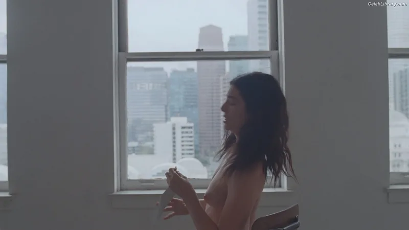 Lorde photo 1 of 540