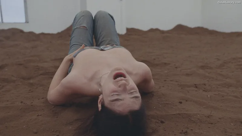 Lorde photo 6 of 540