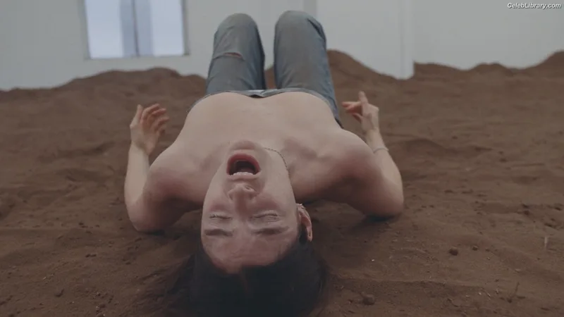 Lorde photo 9 of 540