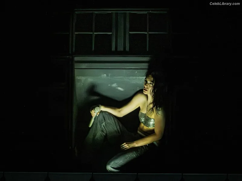 Lorde photo 8 of 540