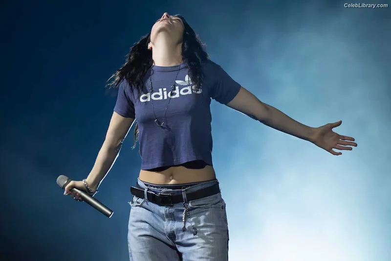 Lorde photo 6 of 540