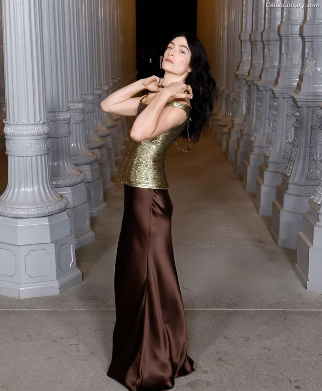 Lorde photo 3 of 540