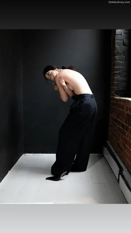 Lorde photo 5 of 540