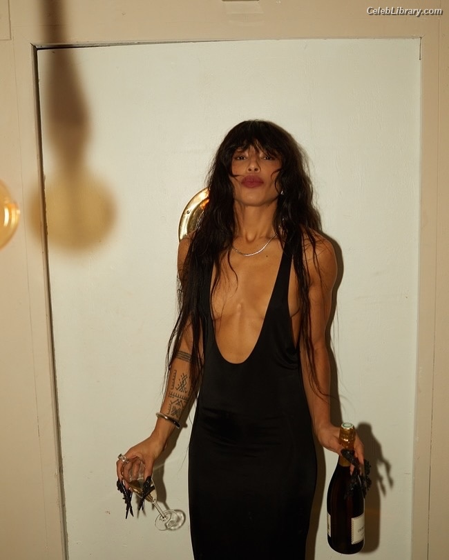 Loreen photo 1 of 33