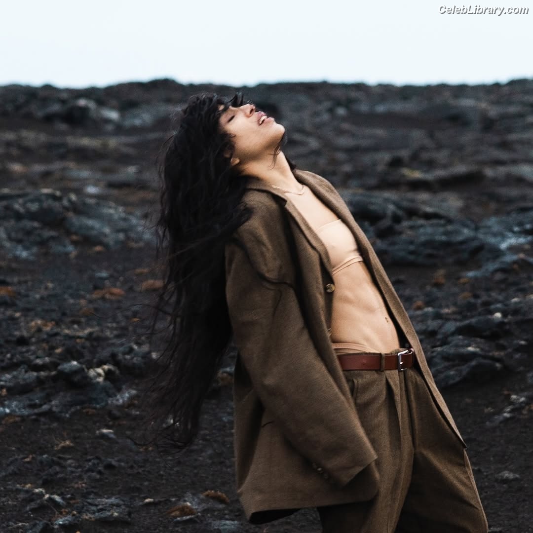 Loreen photo 4 of 33