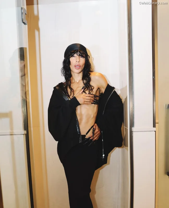 Loreen photo 13 of 33