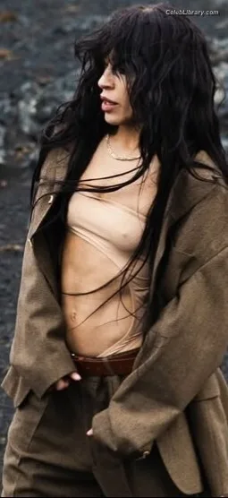 Loreen photo 6 of 33
