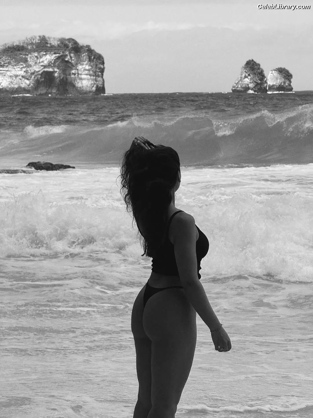 Lorena Duran photo 6 of 161