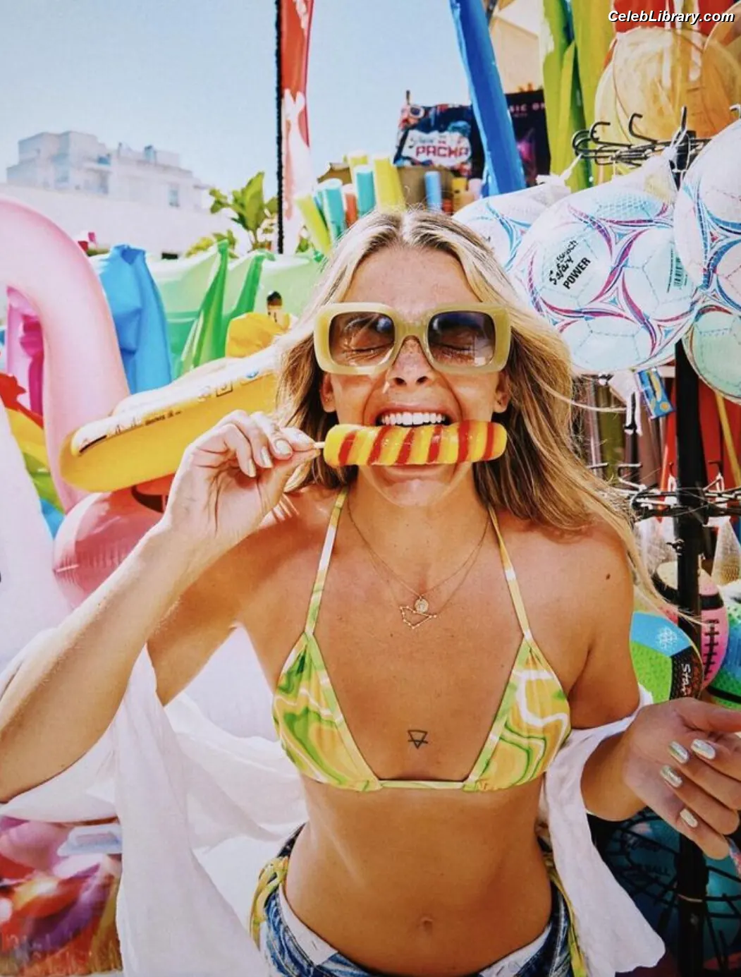 Louisa Johnson photo 23 of 126