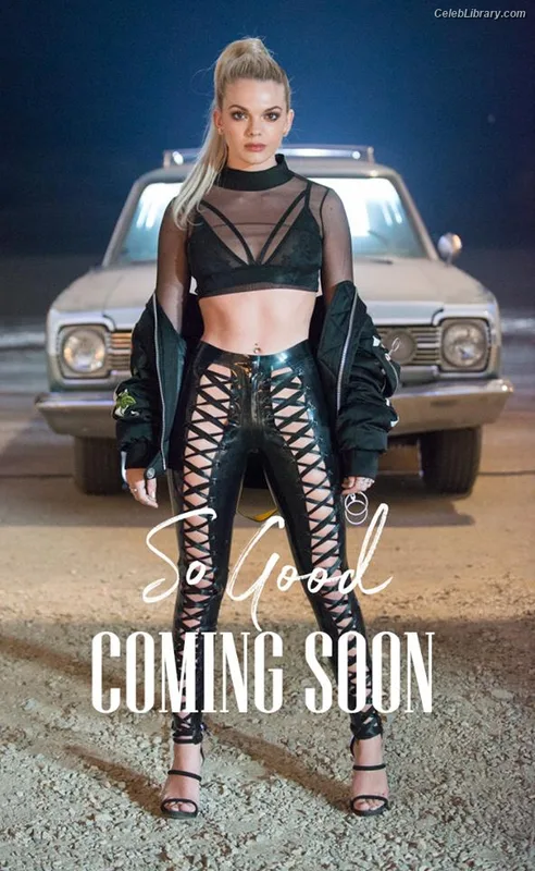 Louisa Johnson photo 8 of 127