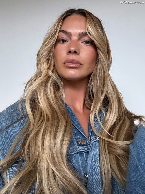 Louisa Johnson photo 2 of 127