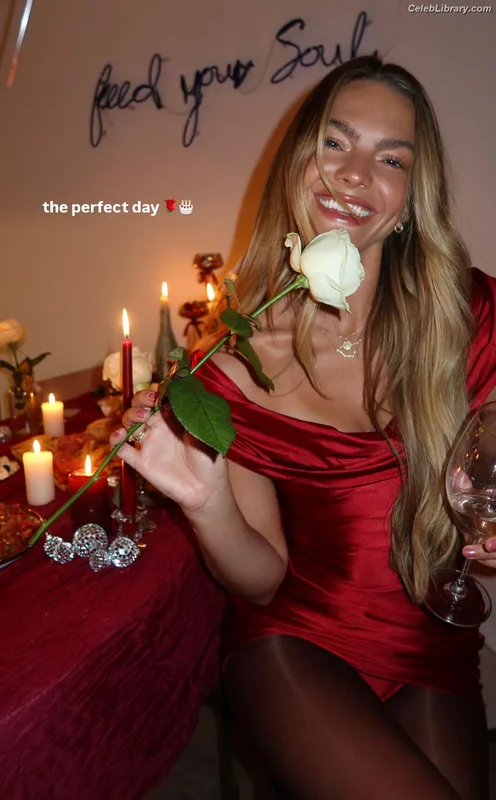 Louisa Johnson photo 22 of 127