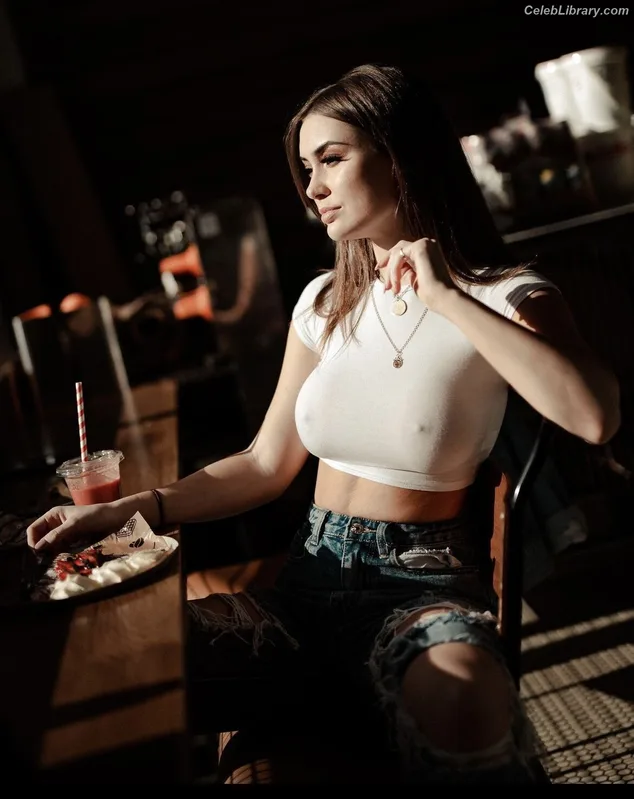 Louise mckie photo 1 of 106