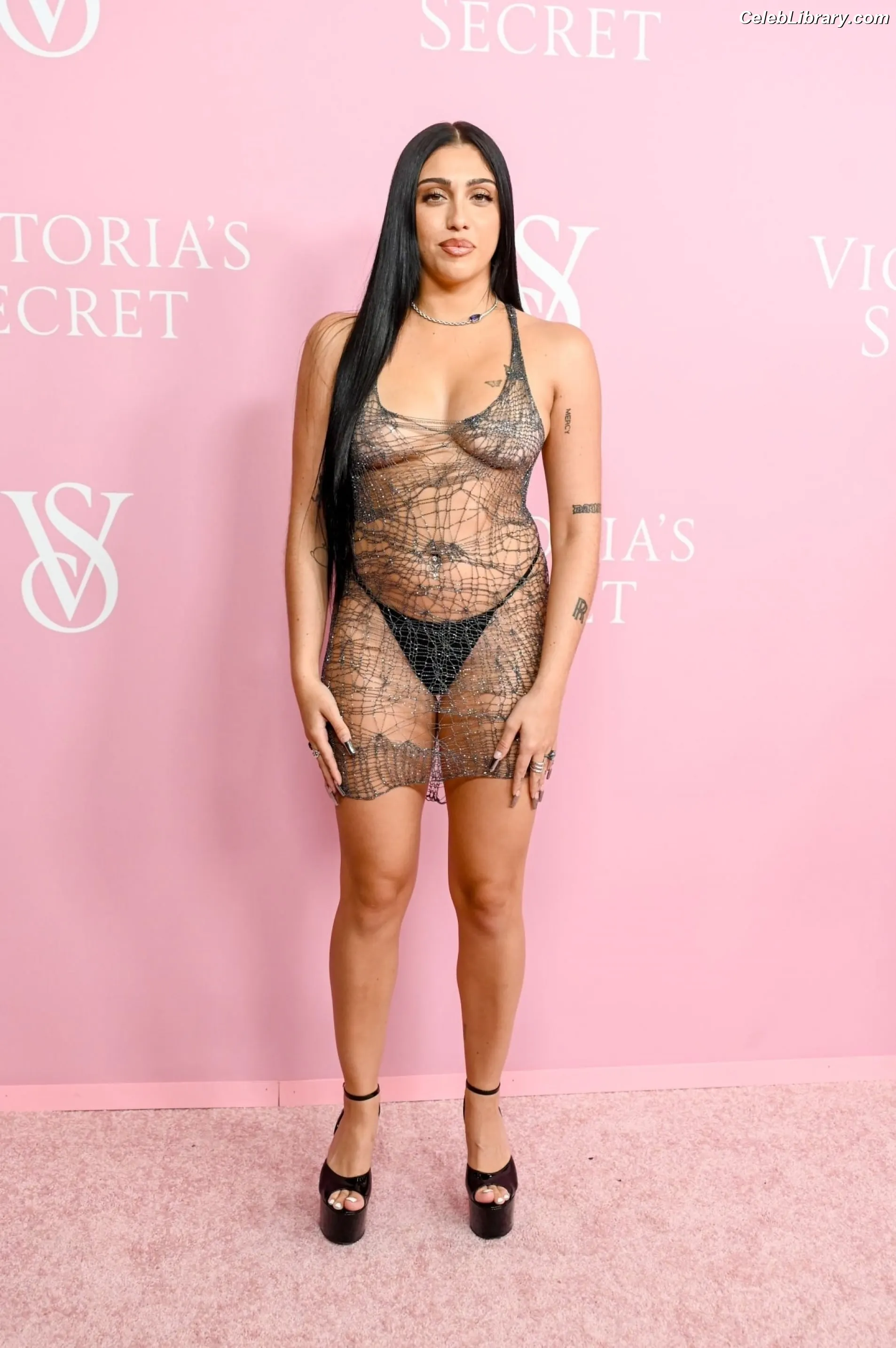 Lourdes Leon photo 9 of 357