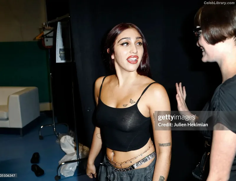 Lourdes Leon photo 9 of 358