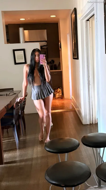 Lourdes Leon photo 10 of 358