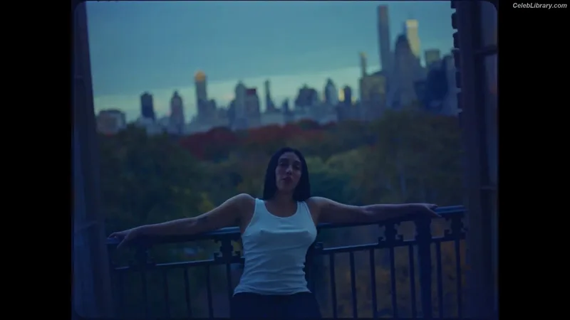 Lourdes Leon photo 11 of 358