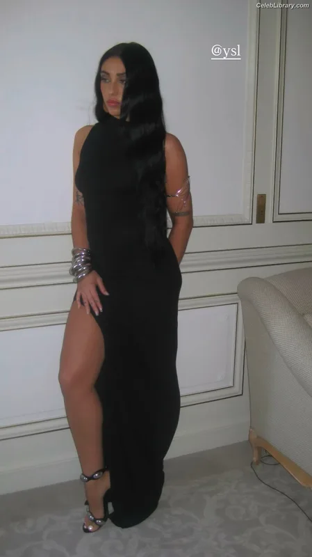 Lourdes Leon photo 3 of 358