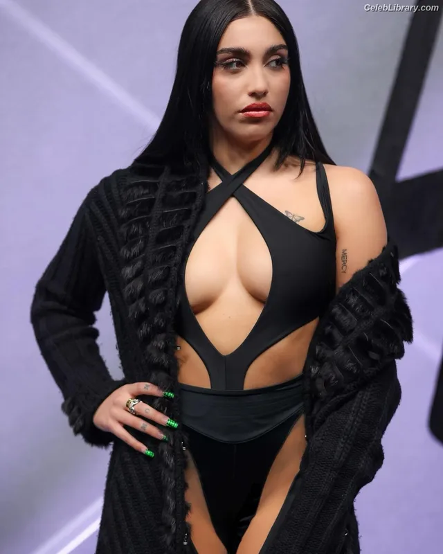 Lourdes Leon photo 13 of 358