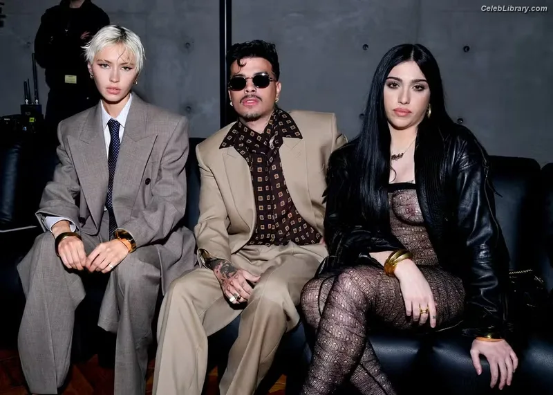 Lourdes Leon photo 2 of 358