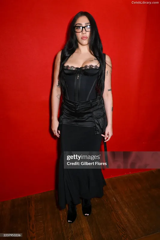 Lourdes Leon photo 5 of 358