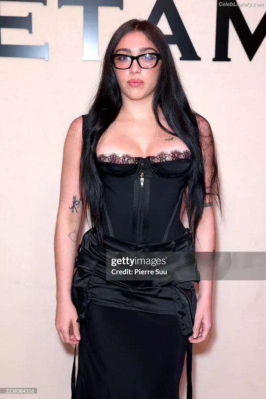 Lourdes Leon photo 12 of 358