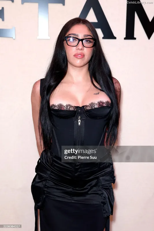 Lourdes Leon photo 13 of 358