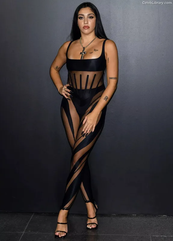 Lourdes Leon photo 3 of 358