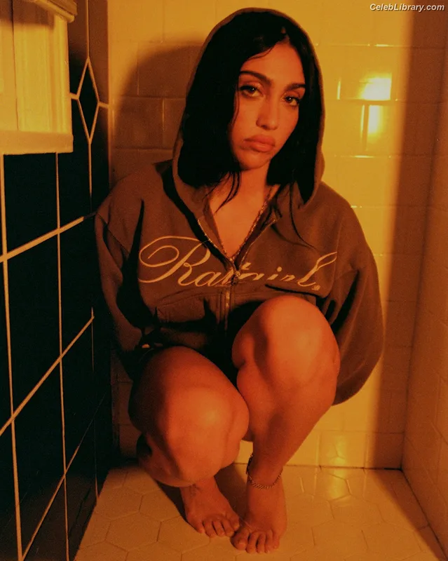 Lourdes Leon photo 22 of 358