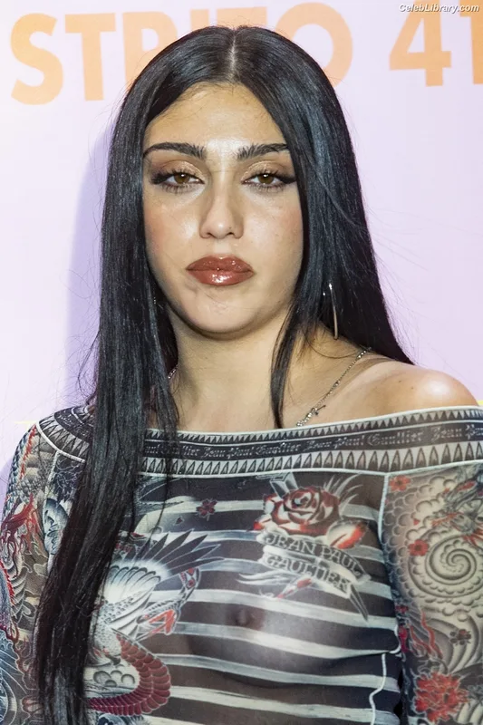 Lourdes Leon photo 16 of 358