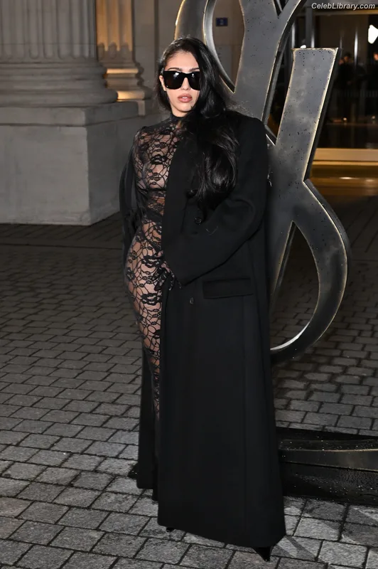 Lourdes Leon photo 7 of 358