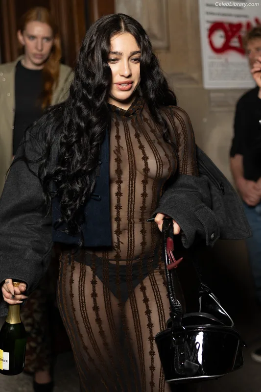 Lourdes Leon photo 5 of 358