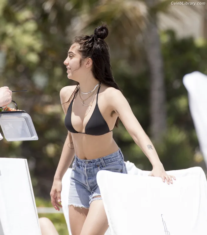 Lourdes Leon photo 4 of 358