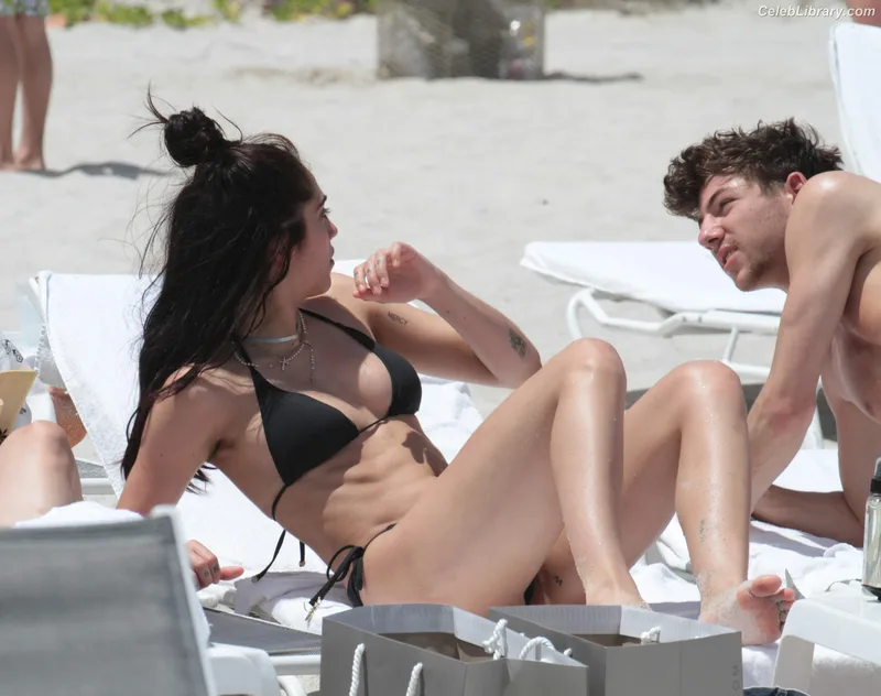 Lourdes Leon photo 1 of 358
