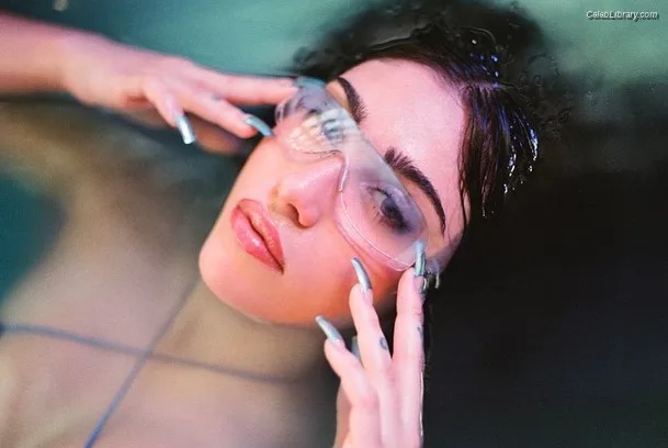 Lourdes Leon photo 4 of 358