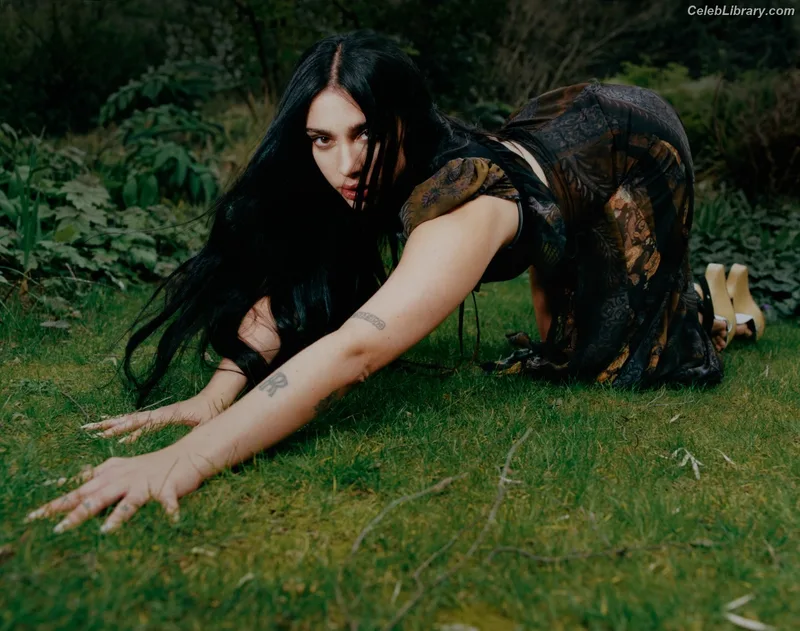Lourdes Leon photo 17 of 358