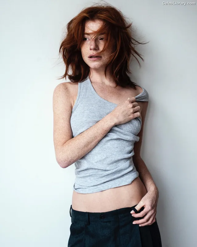Luca Hollestelle photo 24 of 485