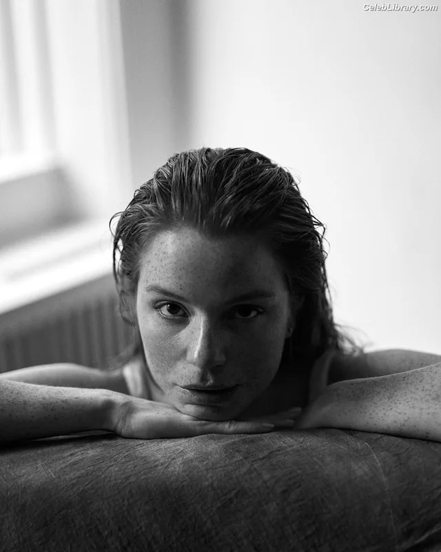 Luca Hollestelle photo 16 of 485