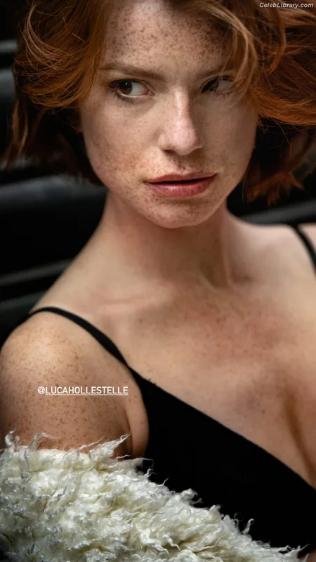 Luca Hollestelle photo 21 of 485