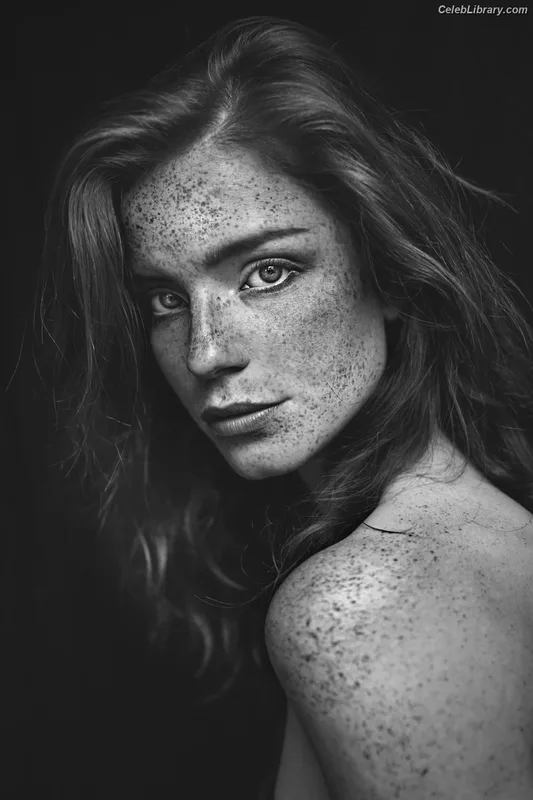 Luca Hollestelle photo 21 of 485