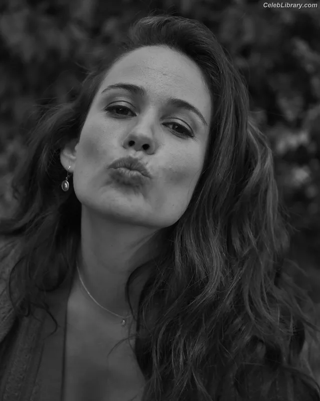 Lucie Lucas photo 1 of 4