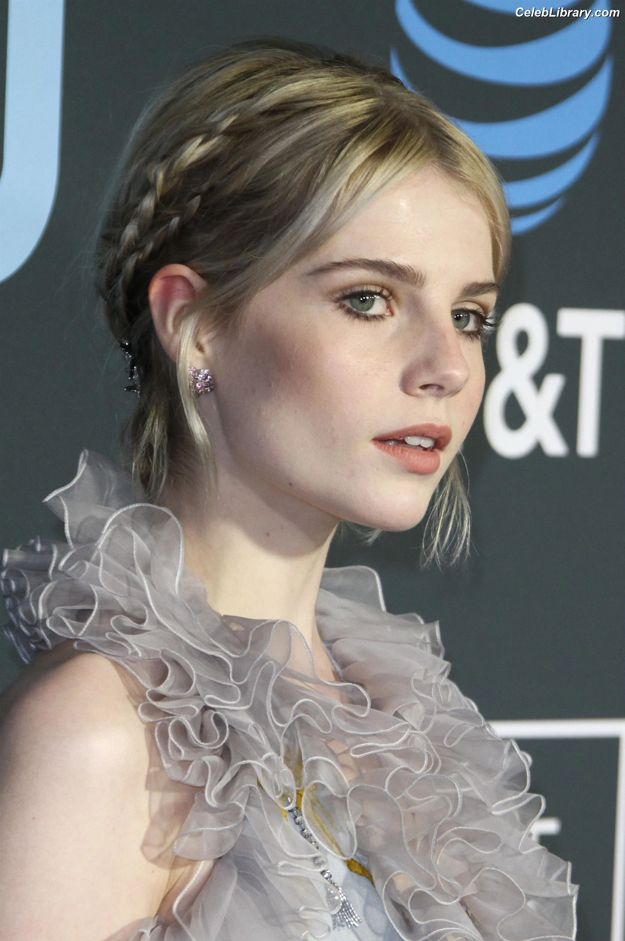 Lucy Boynton photo 7 of 171