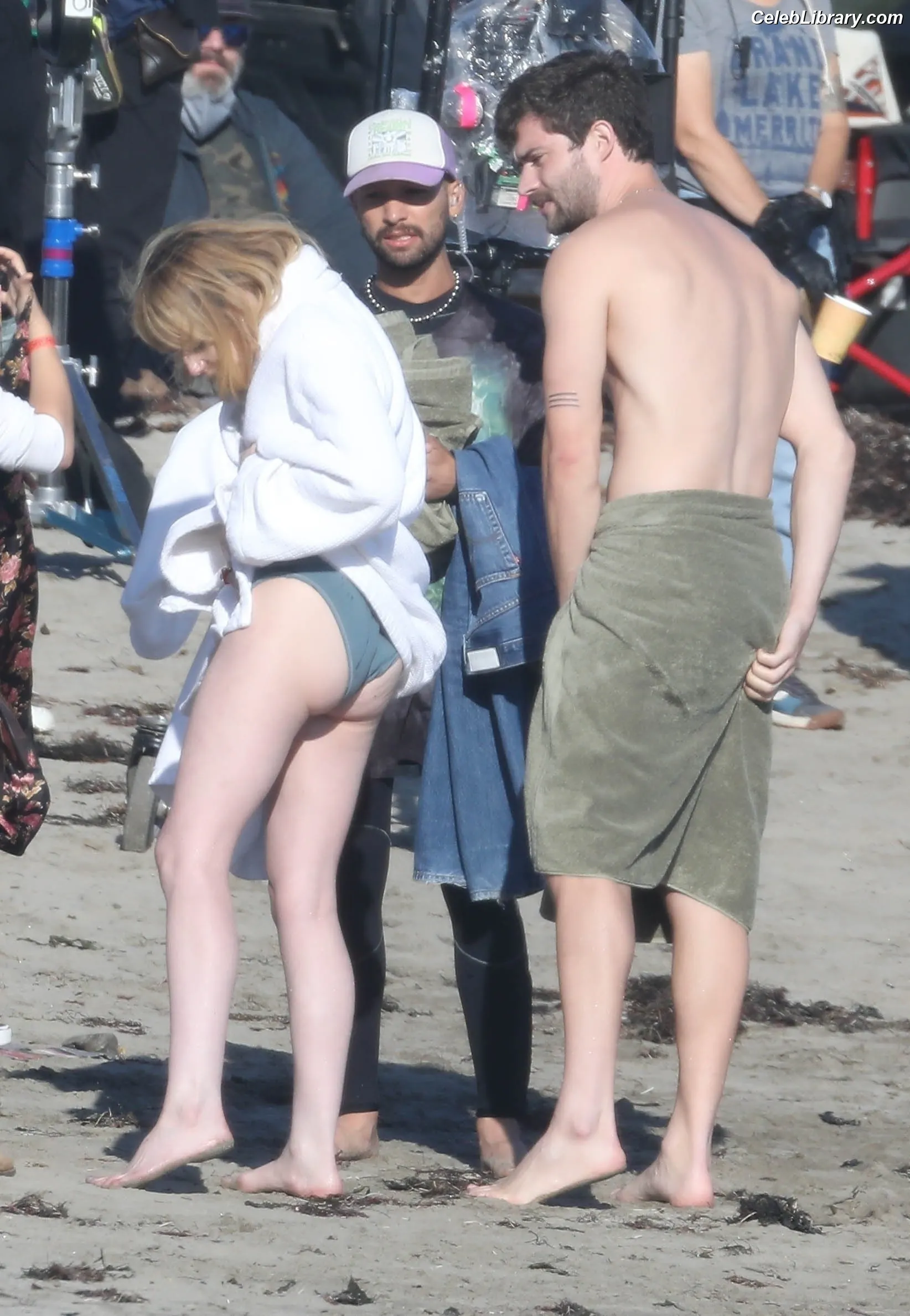 Lucy Boynton photo 17 of 171